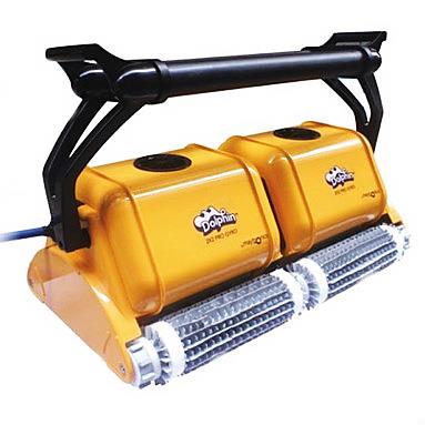 泳池清潔設(shè)備,泳池清潔工具,海豚雙排自動(dòng)吸污機(jī),沁之源全套泳池水處理設(shè)備供應(yīng)