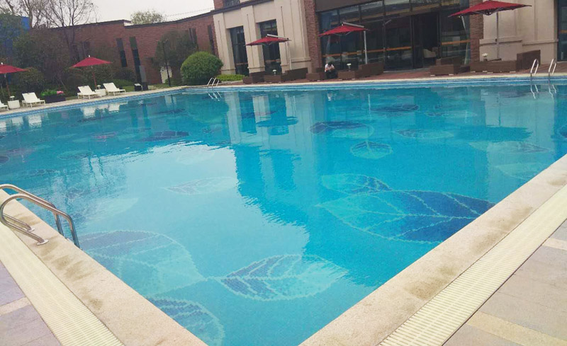 怎么實(shí)現(xiàn)可持續(xù)泳池